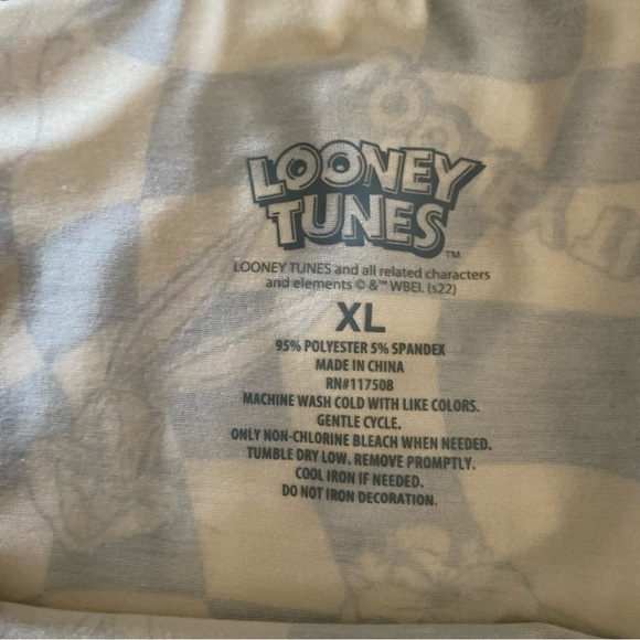 Looney Tunes Mini Skirt - Picture 4 of 7